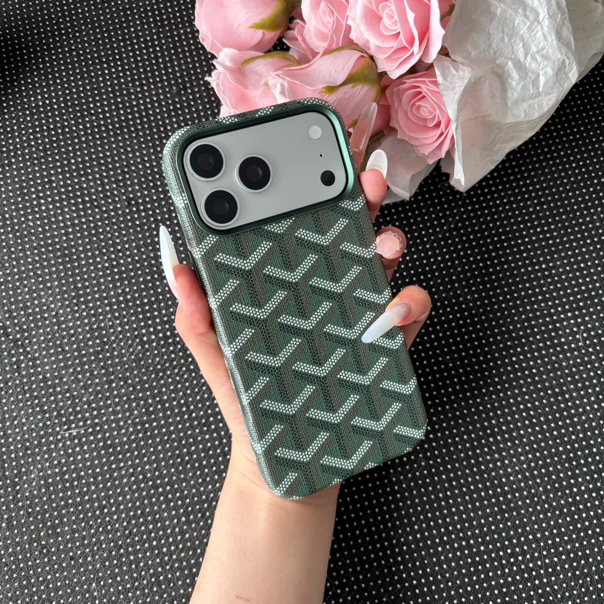 Magsafe PU Leather Smartphone Case for Iphone 16/17 Pro Max, Shockproof, Anti-Fade Cellphone Accessory with Flocking Lining for Handheld Devices