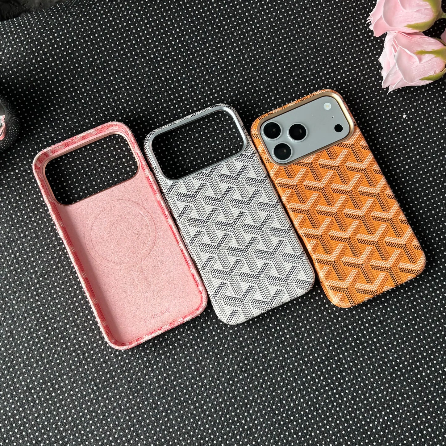 Magsafe PU Leather Smartphone Case for Iphone 16/17 Pro Max, Shockproof, Anti-Fade Cellphone Accessory with Flocking Lining for Handheld Devices